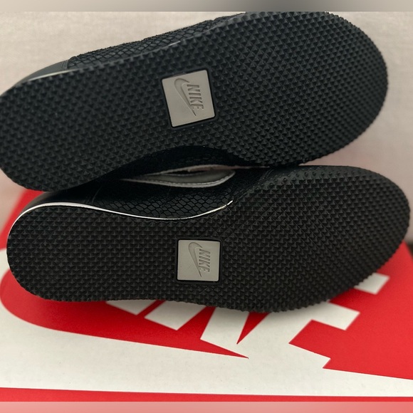 ✨SALE NIKE TRACK Racer 🏃♀️ Size 6.5 NEW never worn - Picture 3 of 4